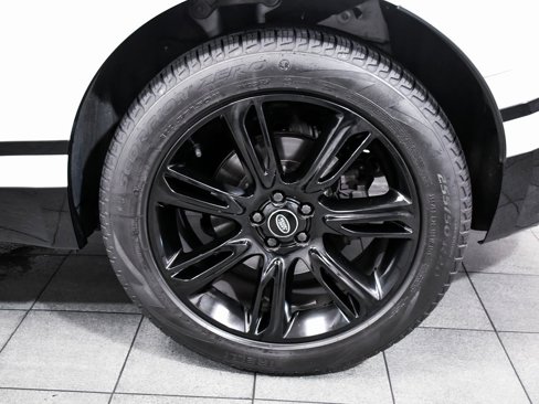 Used 2023 Land Rover Range Rover Velar R-Dynamic S image 8