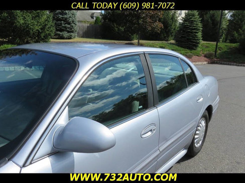 Used 2004 Buick Le Sabre Custom image 16