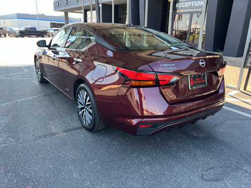 Used 2023 Nissan Altima 2.5 SV image 6
