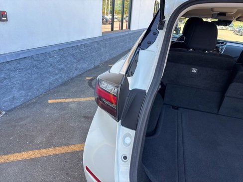 Used 2021 Nissan Murano S image 18
