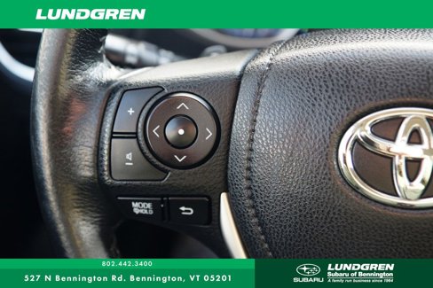 Used 2015 Toyota Corolla L image 16