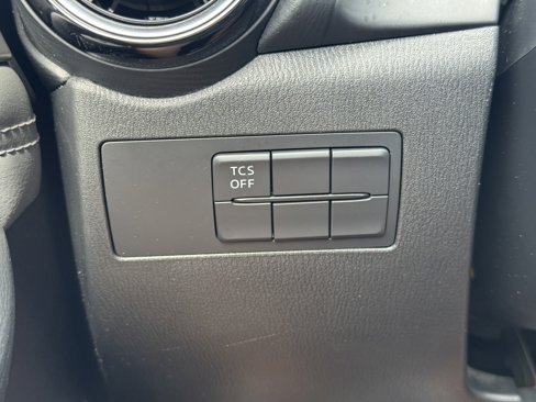 Used 2019 MAZDA CX-3 Touring image 17