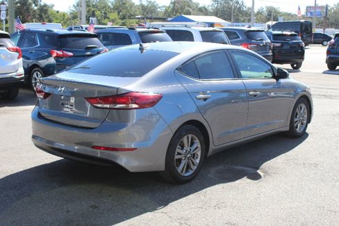 Used 2018 Hyundai Elantra SEL image 3