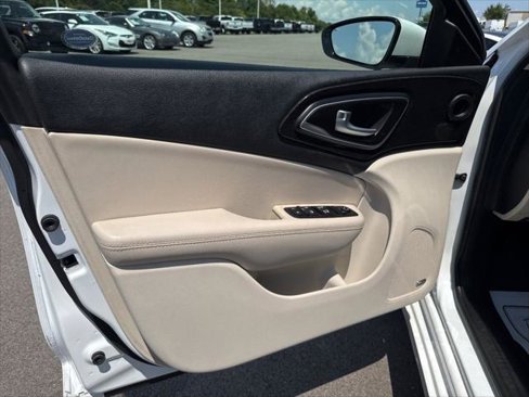 Used 2016 Chrysler 200 C w/ Navigation & Sound Group I image 13