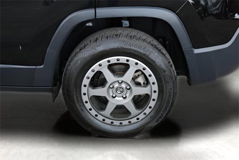 Used 2019 Jeep Cherokee Latitude Plus image 9