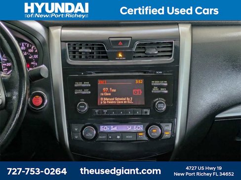 Used 2013 Nissan Altima 2.5 SV image 20