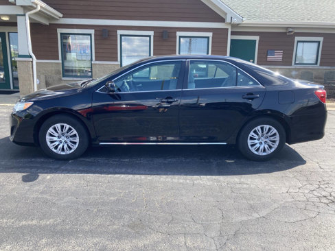 Used 2013 Toyota Camry LE image 6
