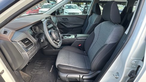 Used 2021 Nissan Rogue S image 13