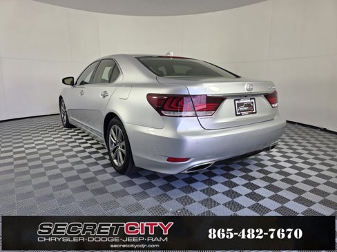 Used 2015 Lexus LS 460 AWD image 5
