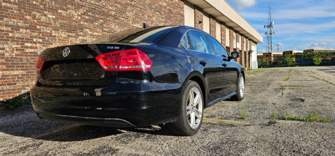 Used 2014 Volkswagen Passat 1.8T SE image 8