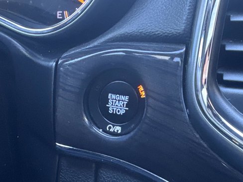 Used 2018 Jeep Grand Cherokee Overland image 22