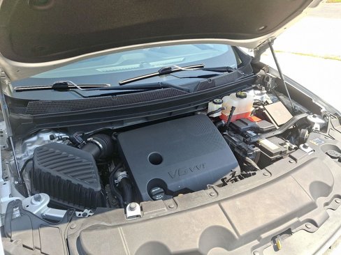 Used 2020 Chevrolet Traverse LT image 28