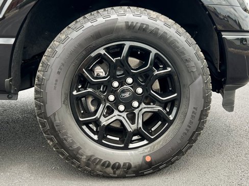 Used 2024 Ford F150 XLT image 15