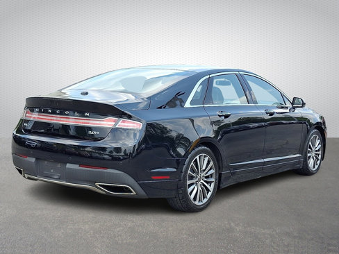 Used 2017 Lincoln MKZ Premiere image 6
