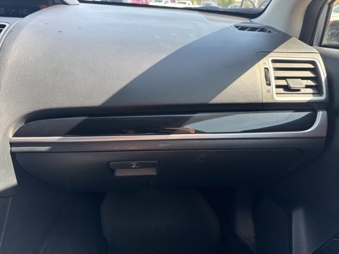 Used 2017 Subaru Crosstrek 2.0i Limited image 48