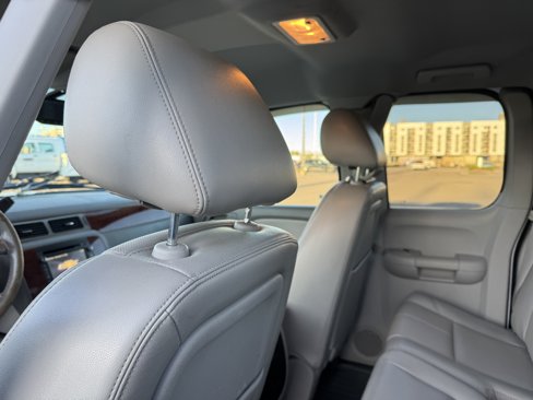 Used 2013 Chevrolet Silverado 1500 LTZ w/ LTZ Plus Package image 16
