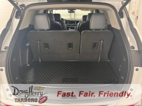 Used 2020 Buick Enclave Essence image 35