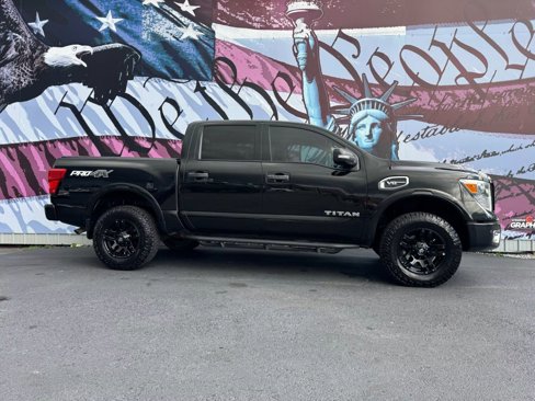 Used 2017 Nissan Titan PRO-4X image 1
