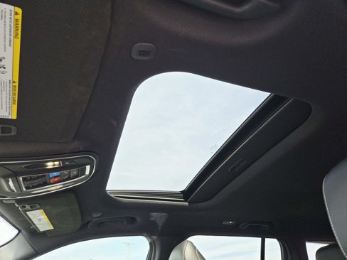 Used 2024 Jeep Grand Cherokee Altitude image 10