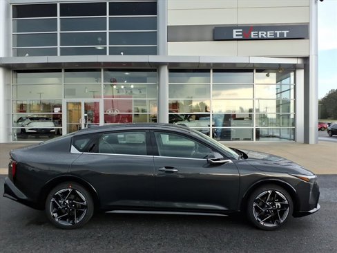 New 2025 Kia K4 GT-Line image 2