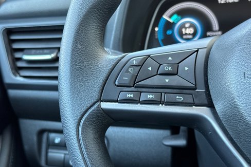 Certified 2024 Nissan Leaf S image 28