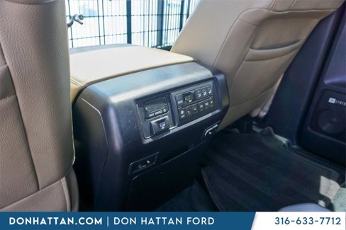 Used 2015 Toyota Sequoia Platinum image 26