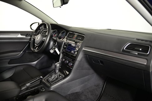 Used 2019 Volkswagen Golf Alltrack S image 19
