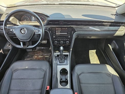 Used 2020 Volkswagen Passat 2.0T R-Line image 7