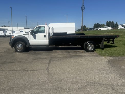 Used 2016 Ford F550 2WD Regular Cab Super Duty w/ XL Value Package image 2