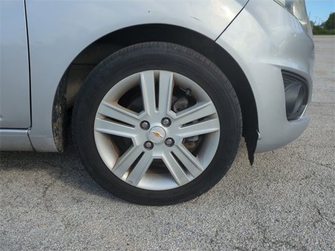 Used 2015 Chevrolet Spark LT image 11