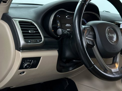 Certified 2021 Jeep Grand Cherokee Limited image 28