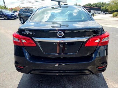 Used 2019 Nissan Sentra S image 10