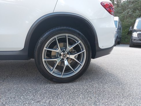 Used 2020 Mercedes-Benz GLC 300 image 33