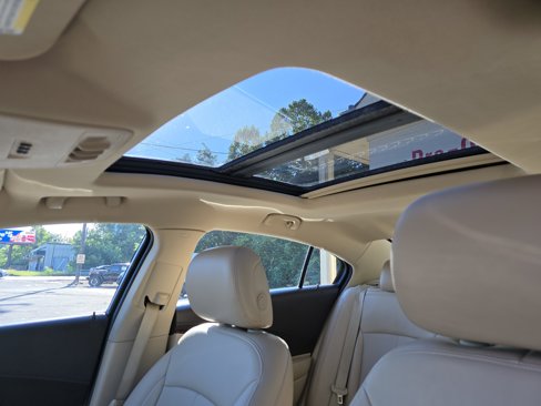 Used 2011 Buick LaCrosse CXL w/ Driver Confidence Package image 9
