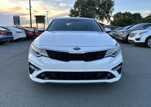 Used 2019 Kia Optima S image 2