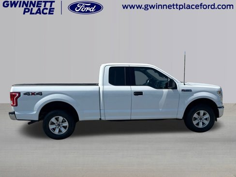 Used 2015 Ford F150 XLT image 4