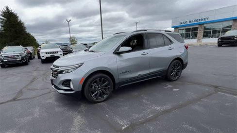 Used 2023 Chevrolet Equinox RS w/ RS Leather Package image 4