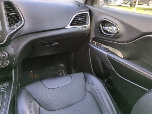 Used 2022 Jeep Cherokee Latitude Lux w/ Sun & Sound Group image 17