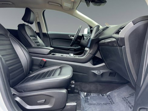 Used 2024 Ford Edge SEL image 21
