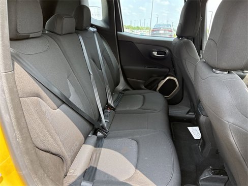 Used 2017 Jeep Renegade Sport w/ Power & Air Group image 14