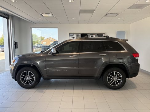 Used 2018 Jeep Grand Cherokee Limited image 2