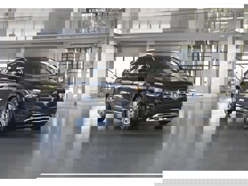 Certified 2022 Mercedes-Benz GLA 250 4MATIC image 9