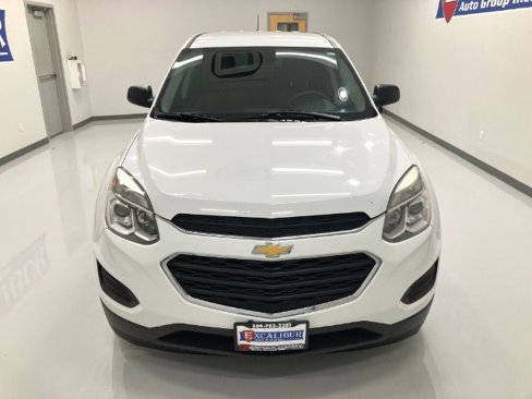 Used 2016 Chevrolet Equinox LS image 4