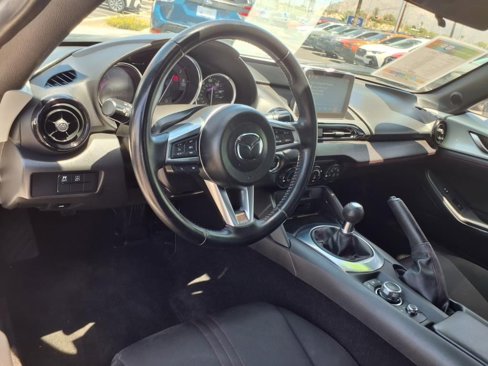 Used 2016 MAZDA MX-5 Miata Club w/ Brembo/BBS Package image 2