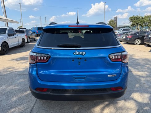 Used 2019 Jeep Compass Latitude w/ Popular Equipment Group image 6