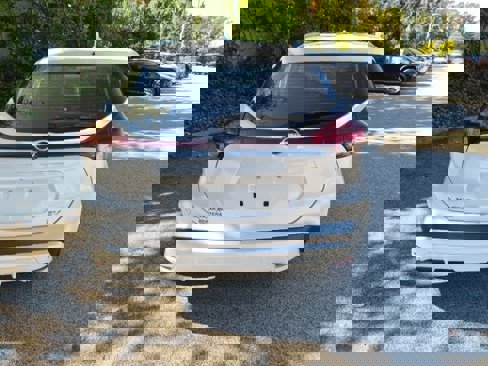 Used 2024 Nissan Kicks SV image 7