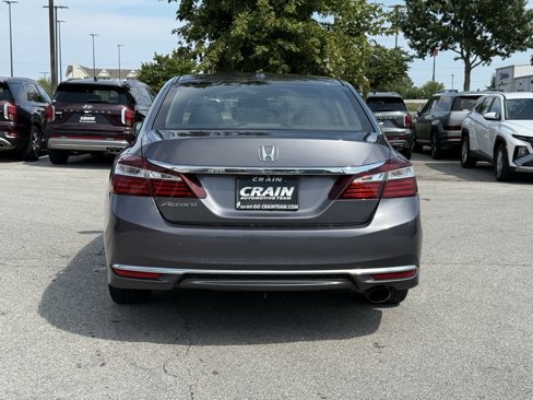 Used 2017 Honda Accord EX-L image 6