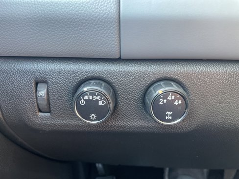Used 2015 Chevrolet Colorado W/T w/ WT Convenience Package image 19