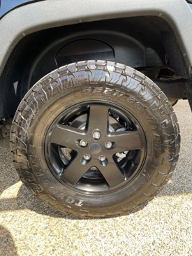Used 2017 Jeep Wrangler Sport image 28