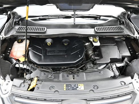 Used 2015 Ford Escape SE image 41